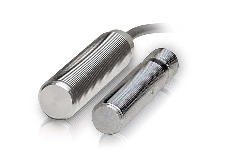 Magneto-induktiv lägesgivare i M12-design