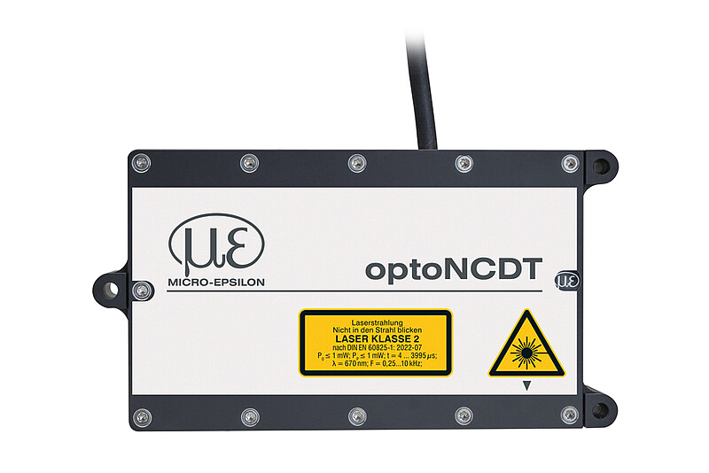 Precise laser sensor for measuring ranges up to 750 mm